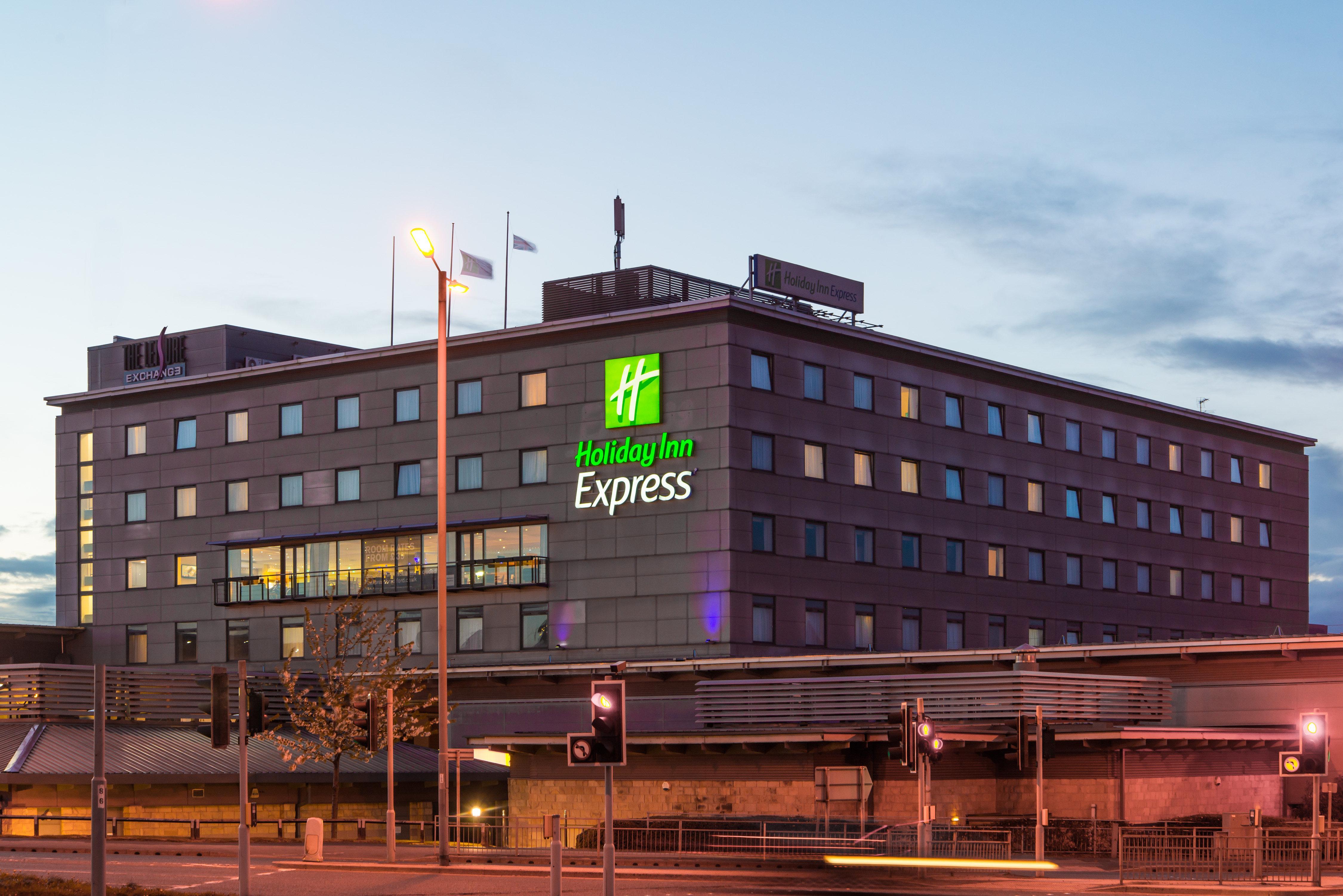 Holiday Inn Express Bradford City Centre, An Ihg Hotel Exterior photo