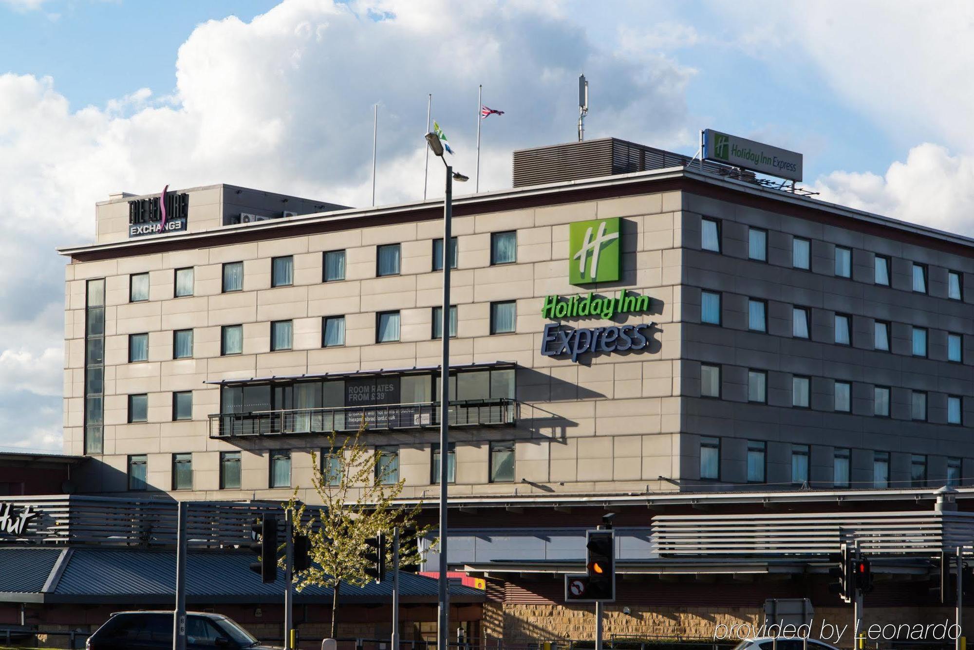 Holiday Inn Express Bradford City Centre, An Ihg Hotel Exterior photo